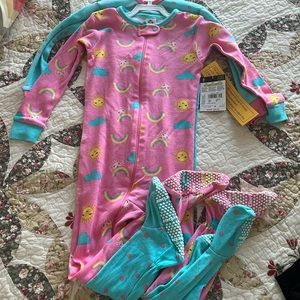 NWT Gerber 2T Sleepers